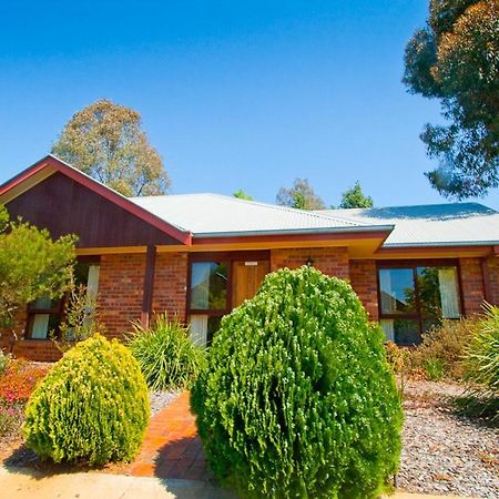Perricoota Vines Retreat Hotel Moama Exterior foto