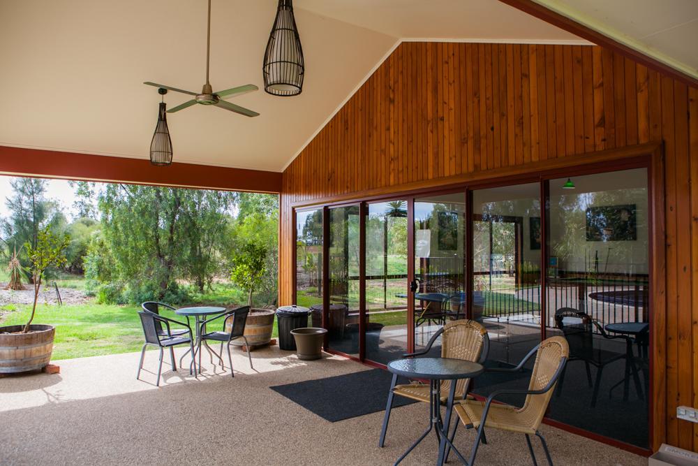 Perricoota Vines Retreat Hotel Moama Exterior foto