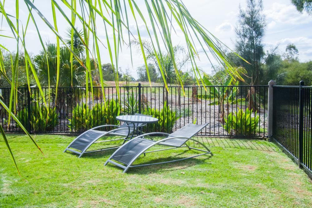 Perricoota Vines Retreat Hotel Moama Exterior foto